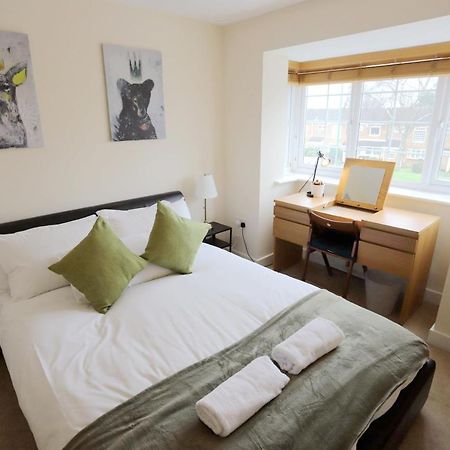 Easytravel Luxury Nec/Airport 3 Beds House Apartment Birmingham Exterior foto