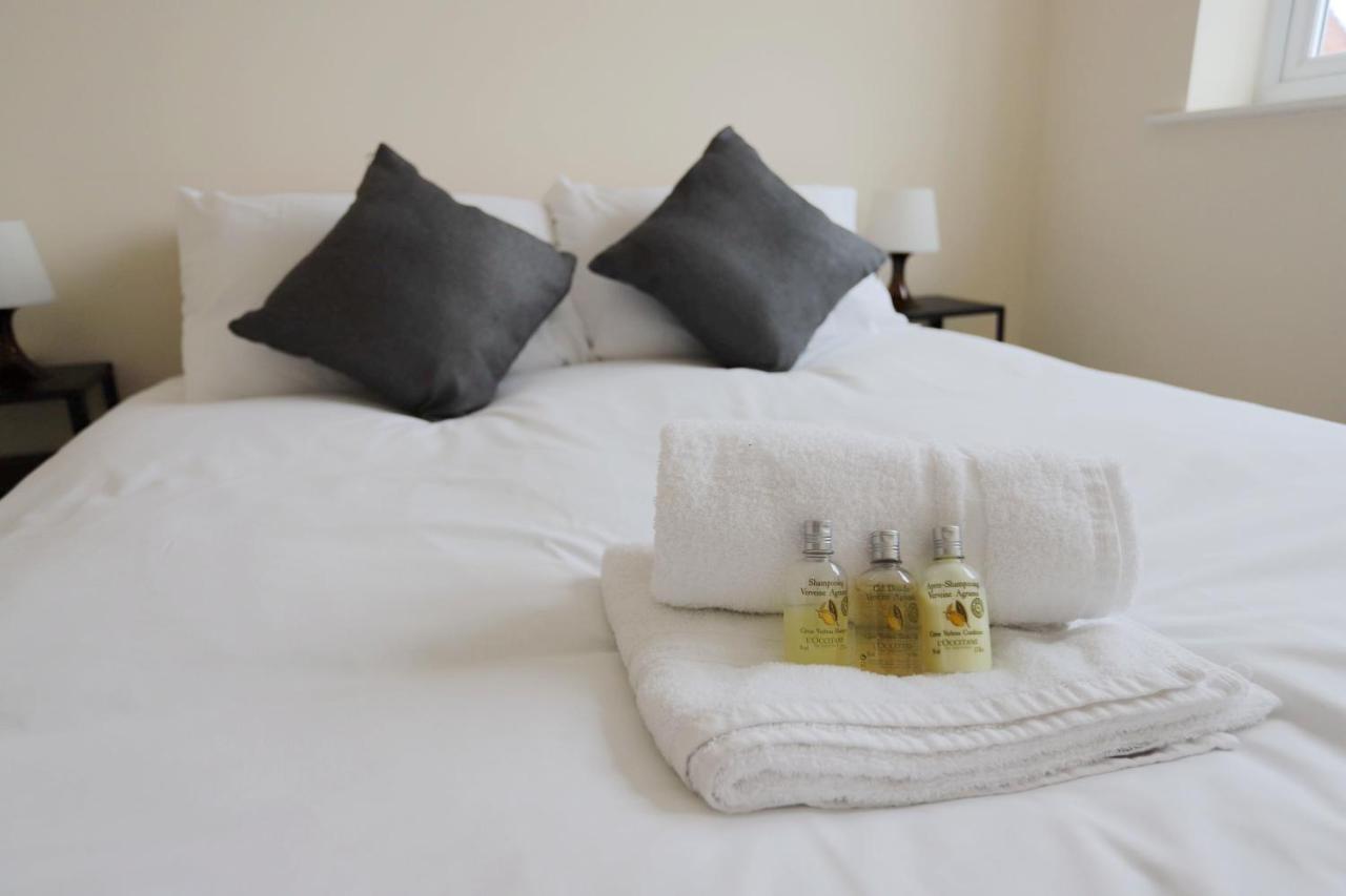 Easytravel Luxury Nec/Airport 3 Beds House Apartment Birmingham Exterior foto
