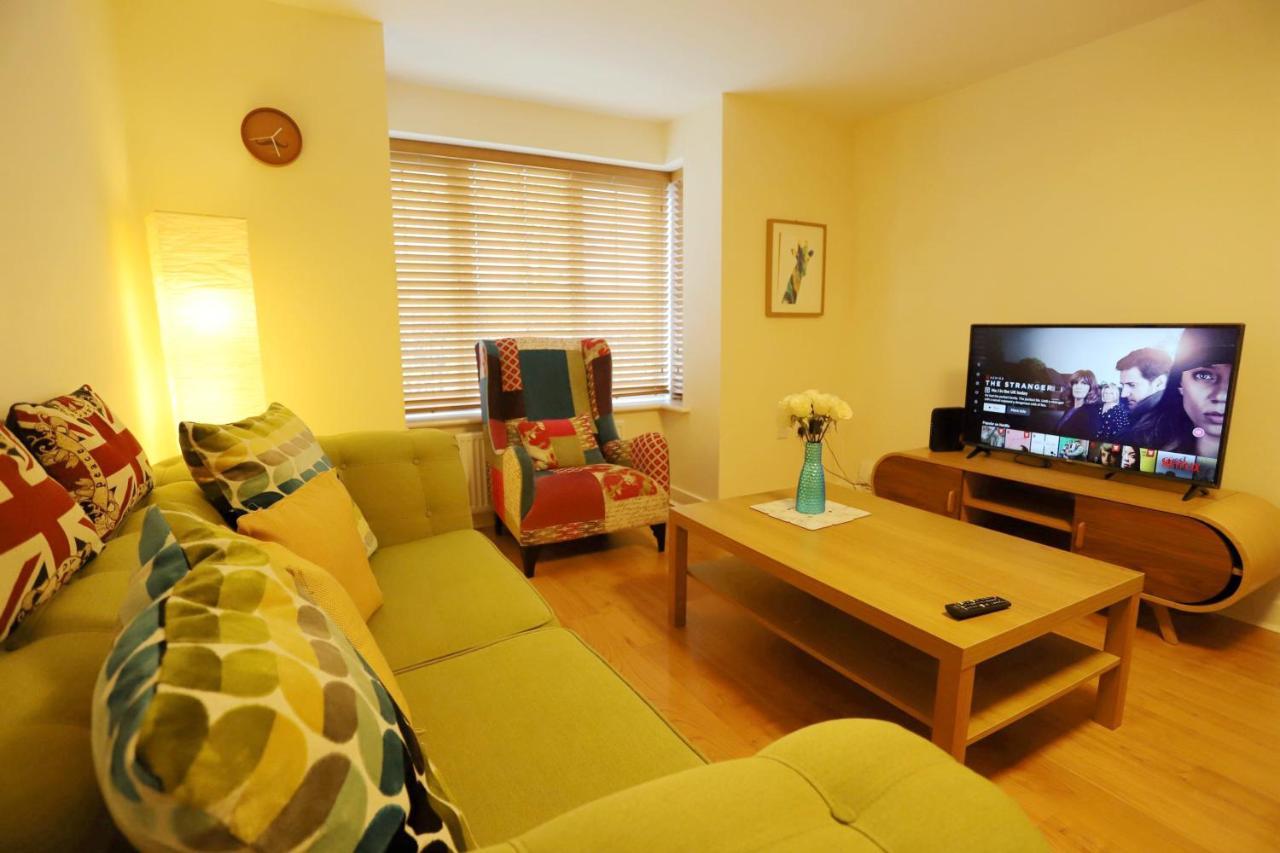 Easytravel Luxury Nec/Airport 3 Beds House Apartment Birmingham Exterior foto