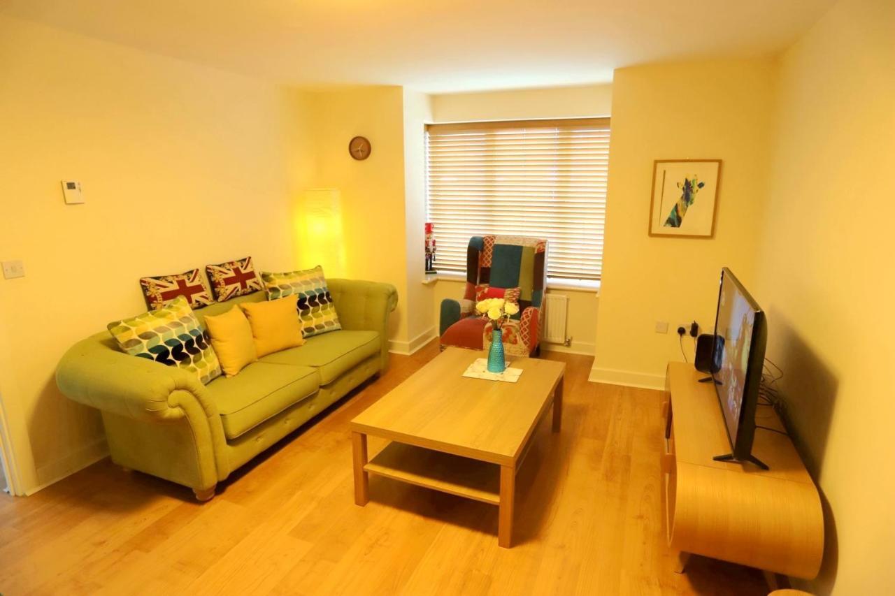 Easytravel Luxury Nec/Airport 3 Beds House Apartment Birmingham Exterior foto